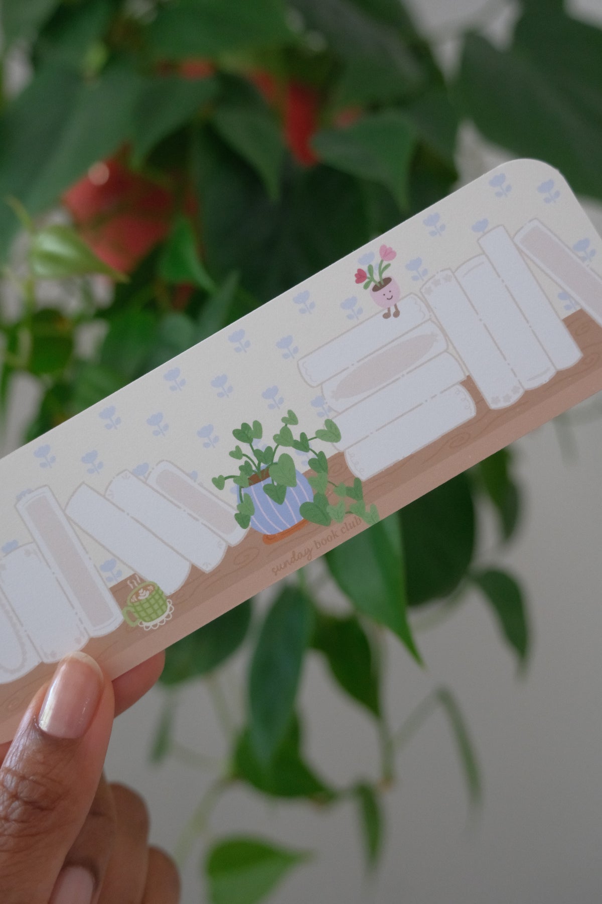Wallpaper Shelf Tracker Bookmark