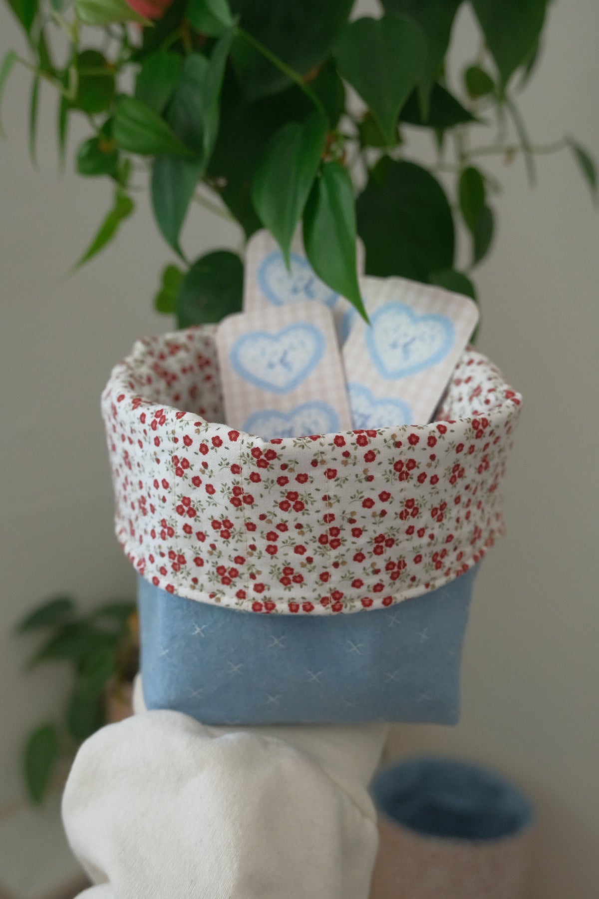 Autumn Blooms Bookmark Bucket