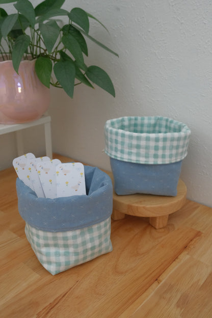 Soft Minty Gingham Bookmark Bucket