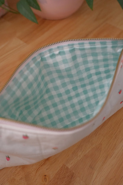 Strawberry Creme Annotation Zip